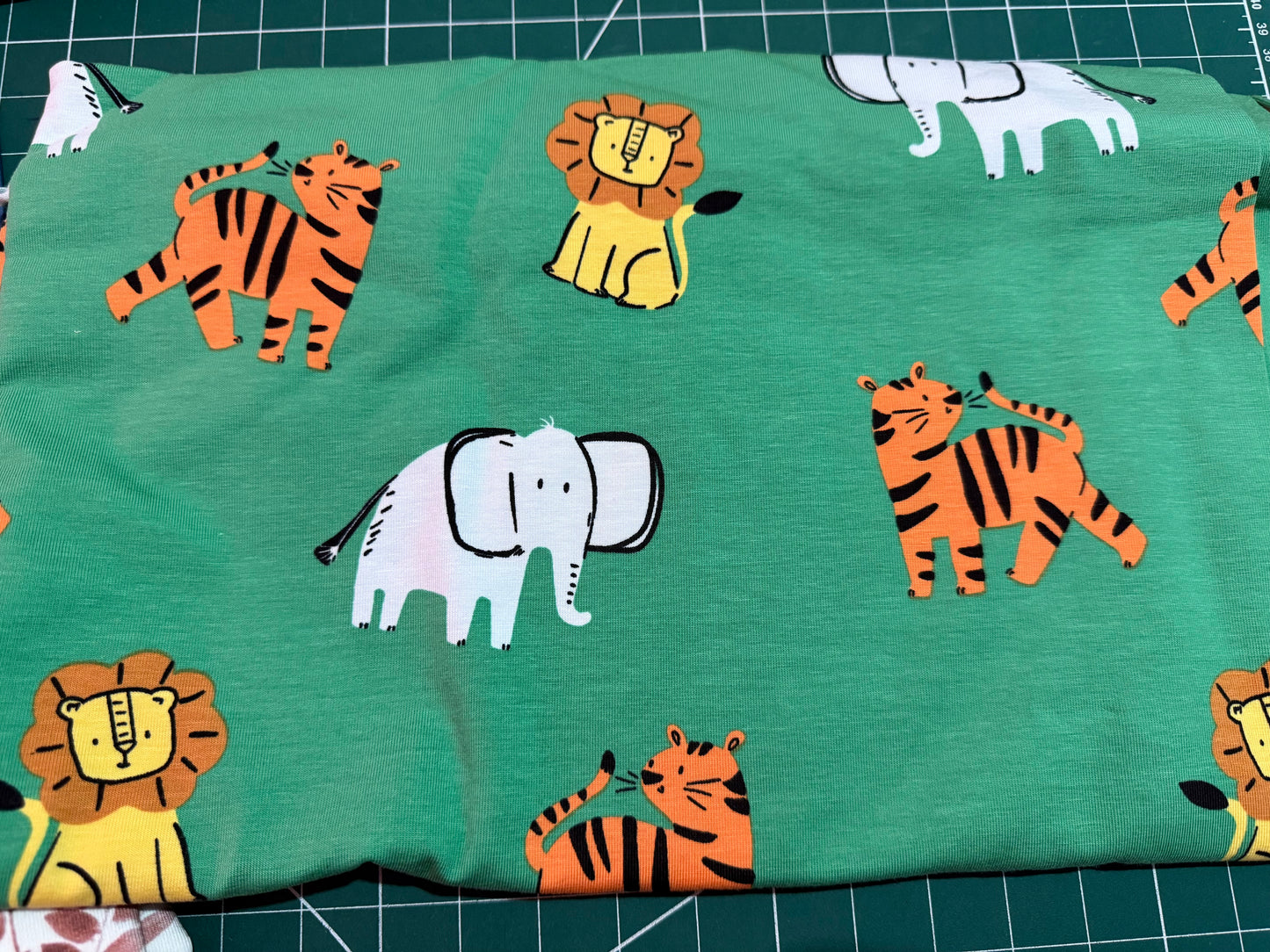 Safari animals green
