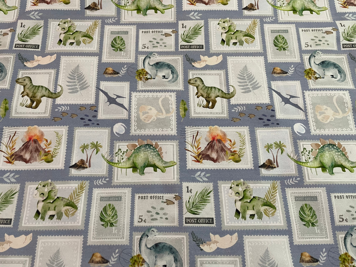 Dino stamps 5y+