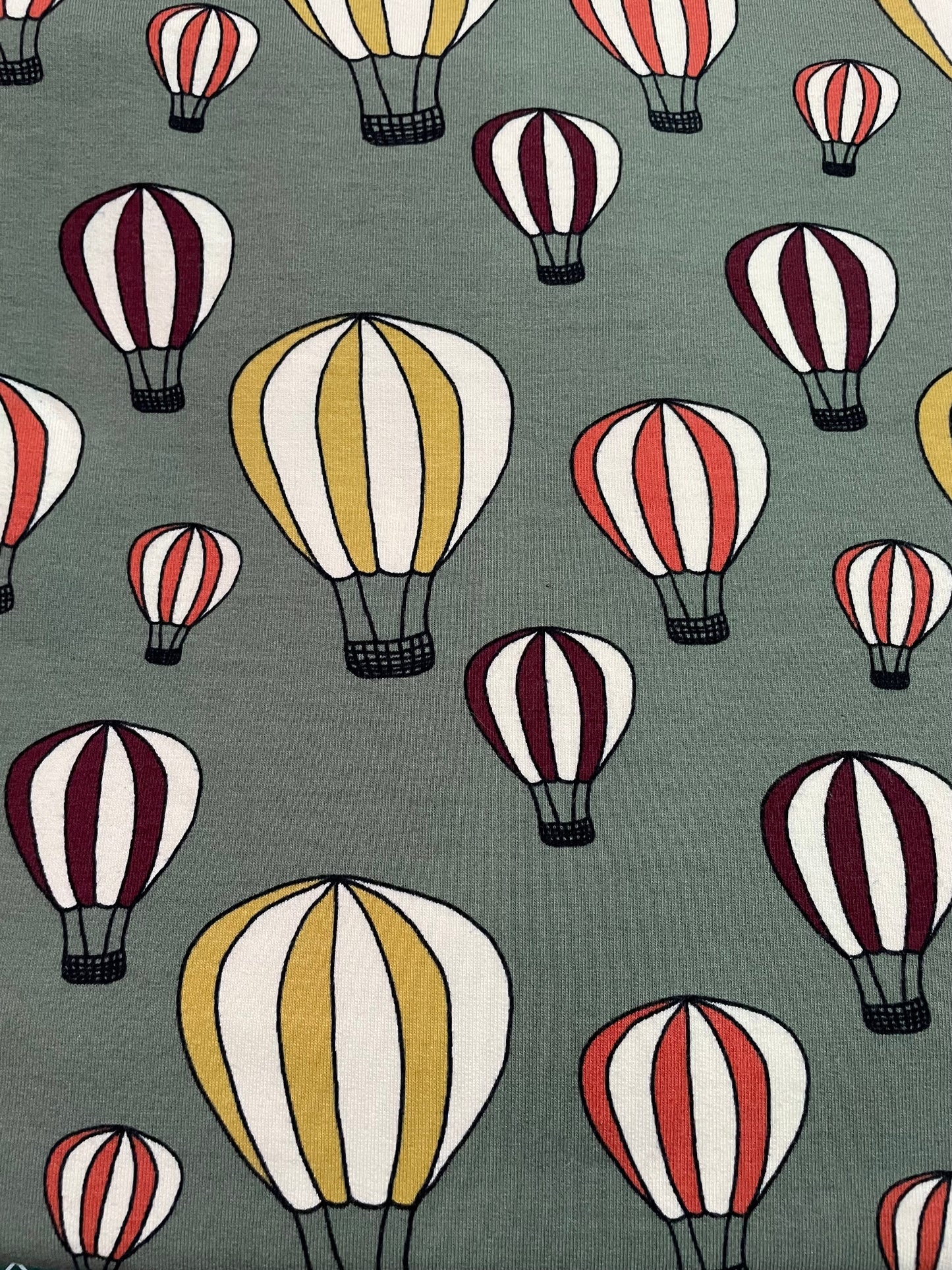 Hot air balloons green