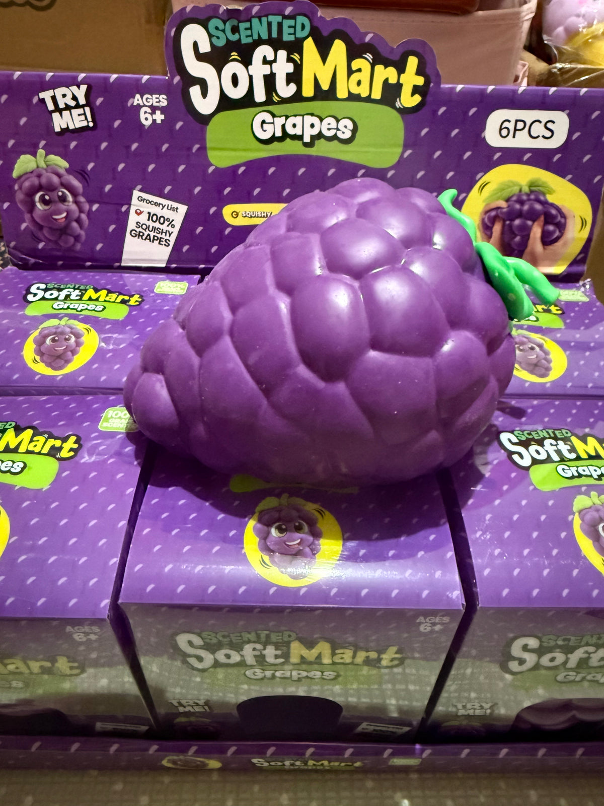 Jumbo Scented Squishy Grapes