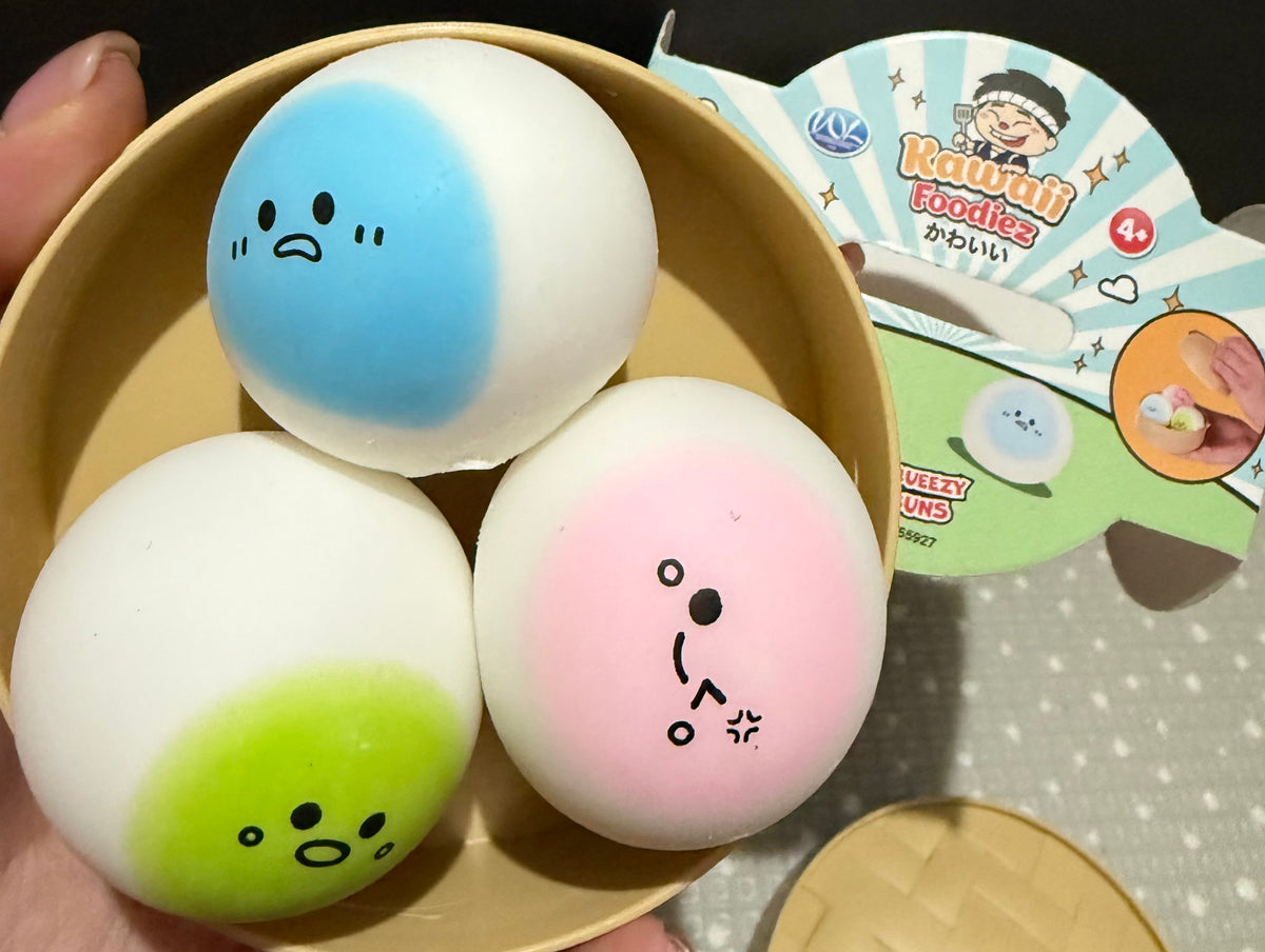 Kawaii Pack of 3 squishy dumplings