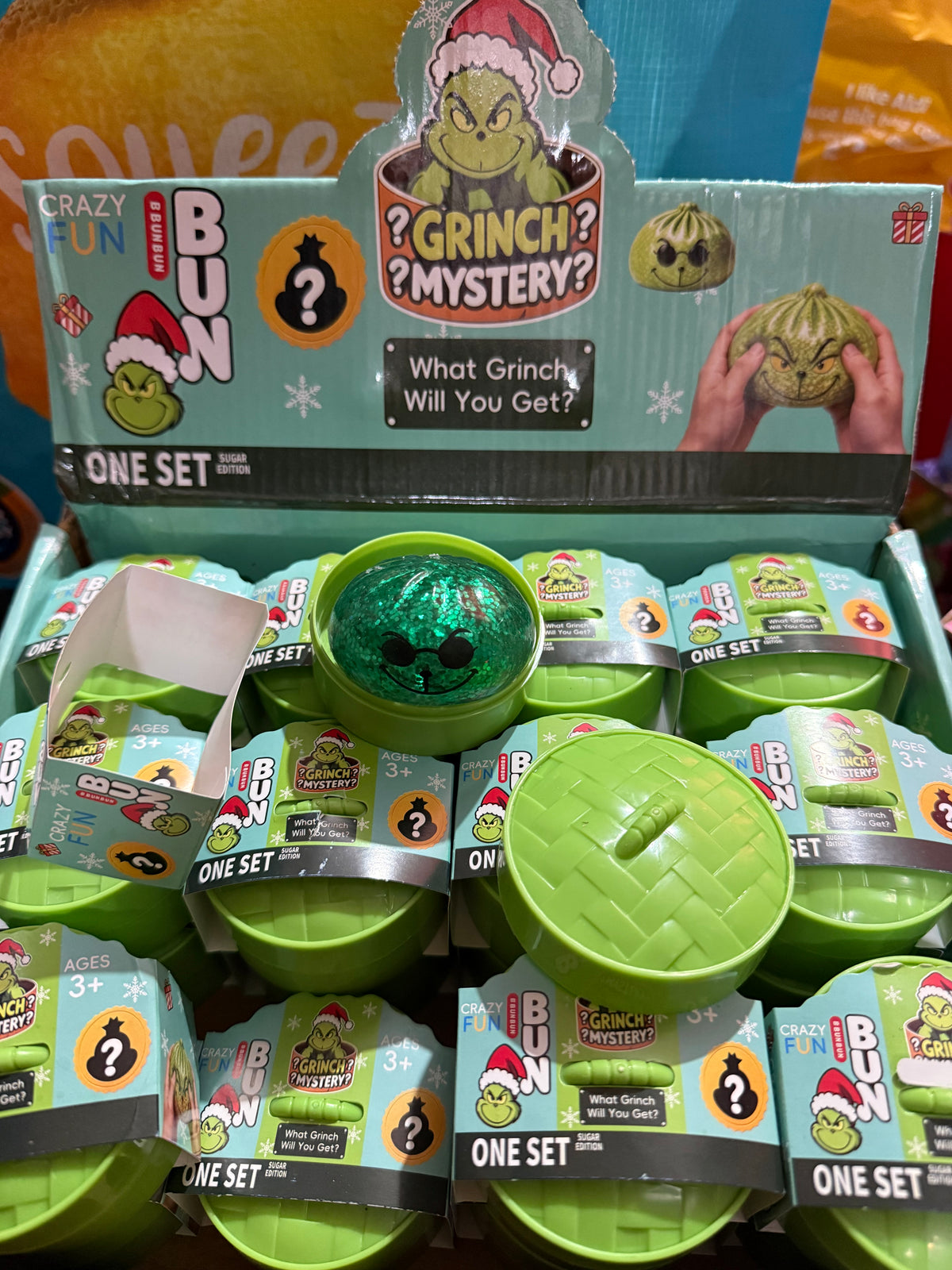 Grinch mini sugar dumpling