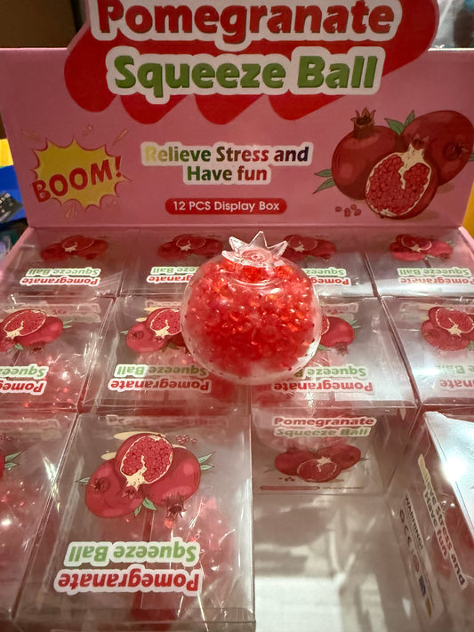 ASMR Crunchy pomegranate