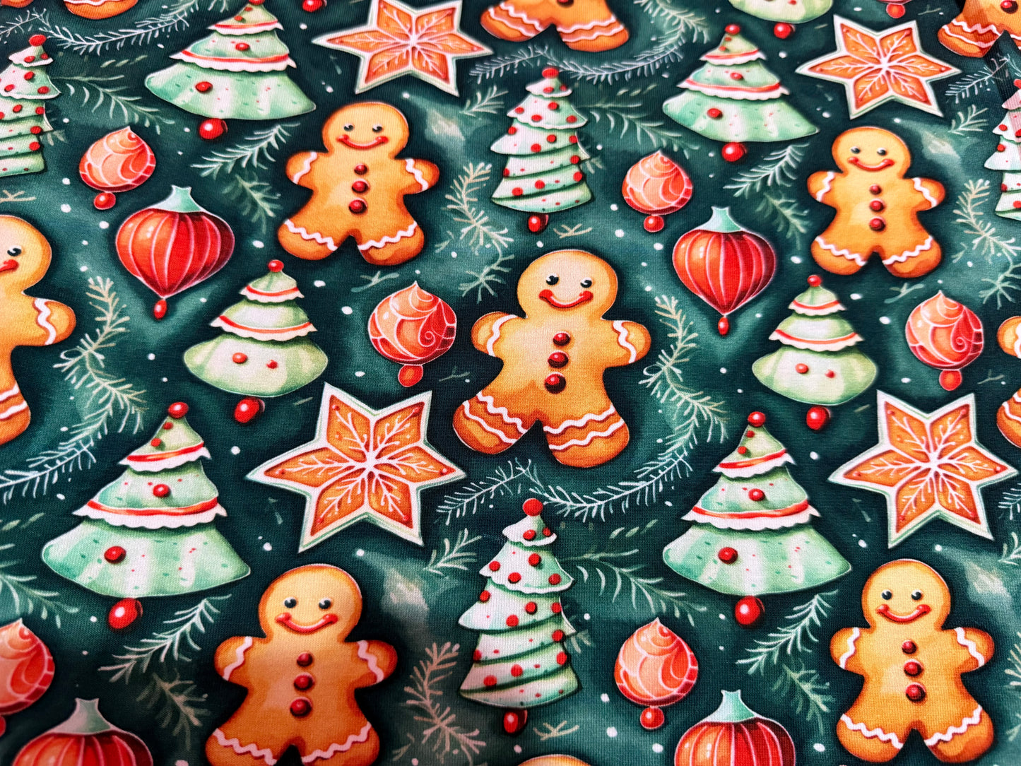 Green gingerbread cookies