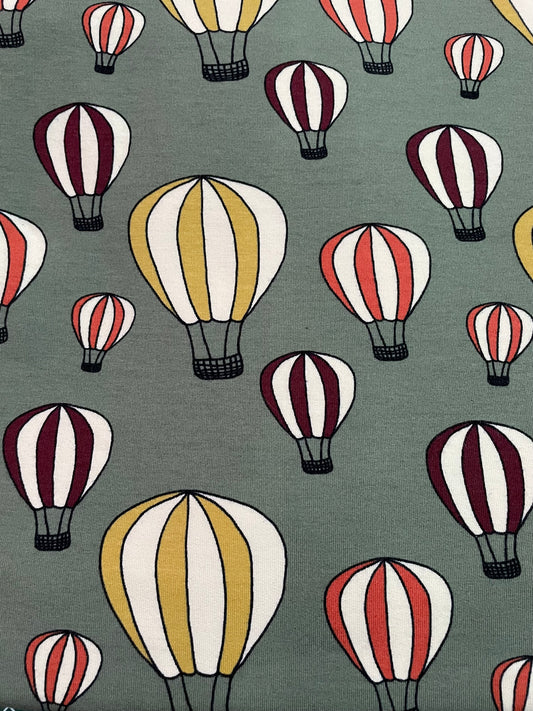 Hot air balloons green