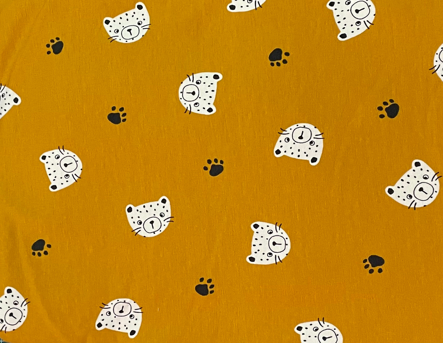 Mustard leopard