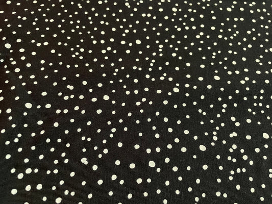White dots on black 5y+