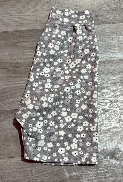 Floral bike shorts 6-7y