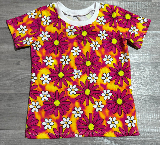 Pink and white floral tee 2-3y
