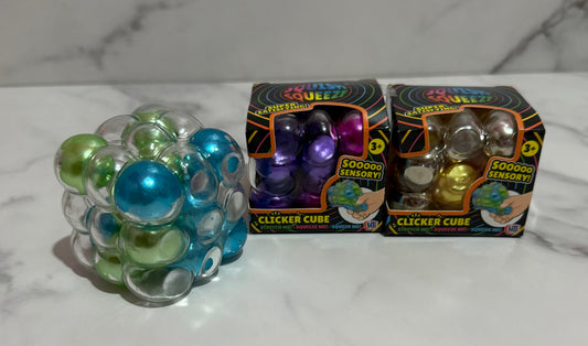 Clicker cubes