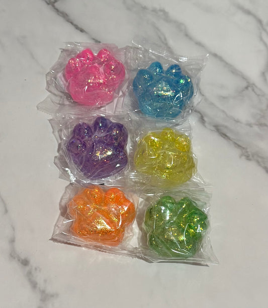 Sugar maltose paws