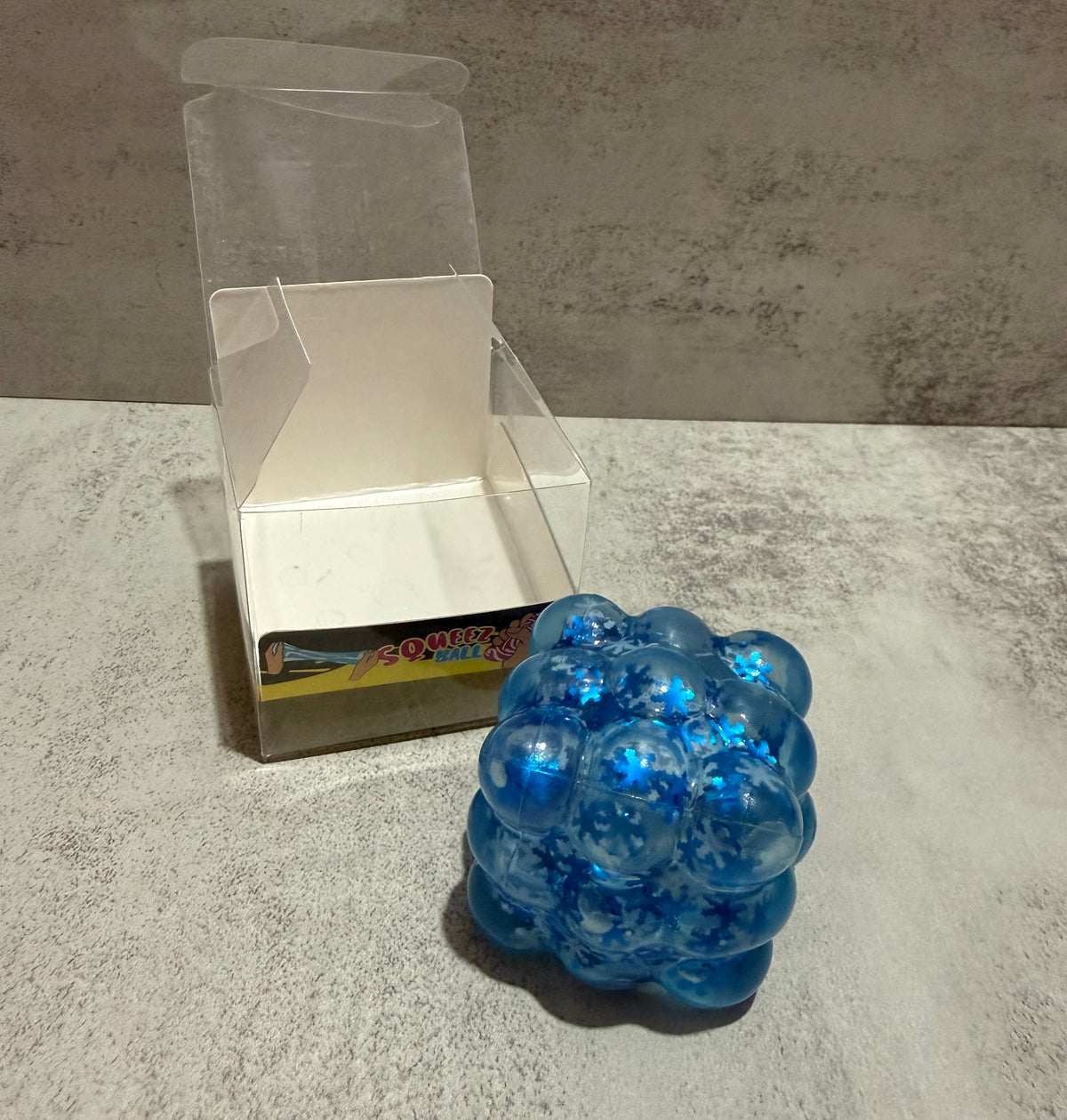 Snowflake sugar squishy bobble cube